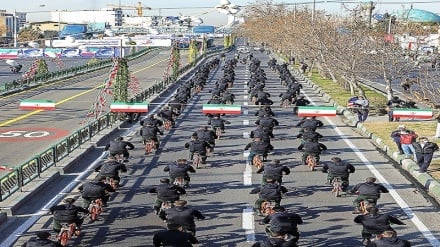 (FOTO) Tehran, festa della Rivoluzione islamica- 2