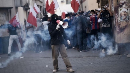 Përvjetori i kryengritjes së Bahrejnit: Njerëzit protestojnë kundër regjimit Al Khalifah
