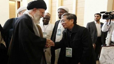 Ulama Iran: Jalaluddin Rakhmat, Mujahid tak Kenal Lelah
