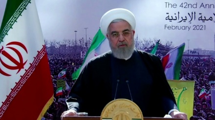 Rohani: Widerstand des großen iranischen Volkes besiegte die vorherige US-Regierung