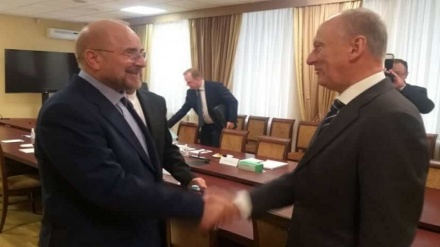 Эрон парламенти раиси Россия миллий хавфсизлик кенгаши котиби билан учрашди