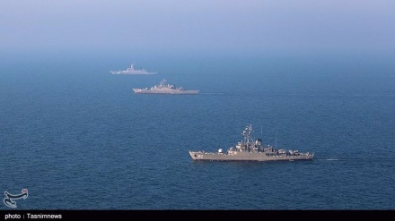 Navies of Iran, Russia display firepower on 1st day of joint drills