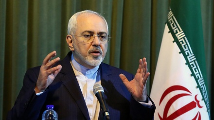 Zarif i përgjigjet Trojkës evropiane