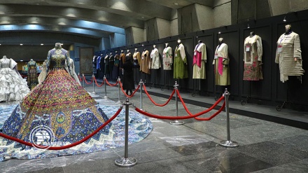 جشنواره بین‌المللی مد و لباس فجر در تهران