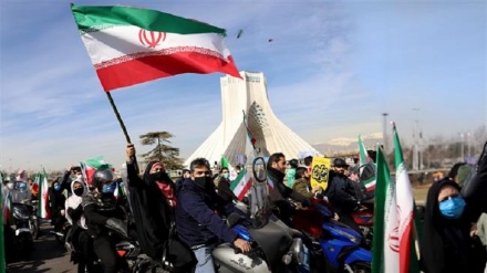 Iranians hold motorcycle, car rallies to mark 42nd Islamic Revolution Anniv.