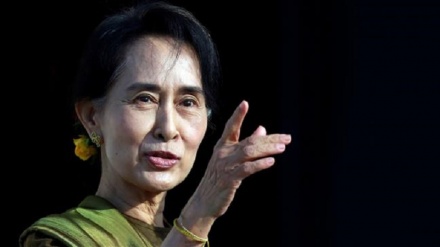 Myanmar leader Aung San Suu Kyi set to appear in court