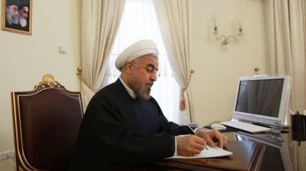 伊朗总统对日本国庆表示祝贺