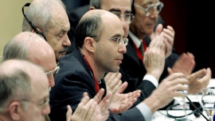 ABD Dışişleri Bakanlığı'nda İran hakkında farklı bakış açılarına sahip bir ekip oluşturun