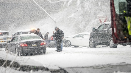 アメリカ東部と西部で大寒波と大雪