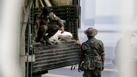 Myanmar, giunta militare ordina arresto capi proteste