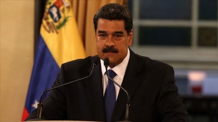 Venezuela pide a Londres liberar sus recursos para comprar vacunas