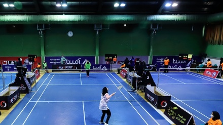 Turnamen Badminton Putri Iran Memperingati Dah-e Fajr (2) 