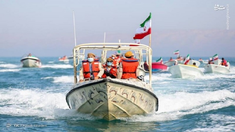 رژه قایق‌ها به مناسبت چهل و دومین سالگرد انقلاب اسلامی