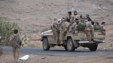 火箭弹击中塔达温基地，八名沙特士兵和雇佣军丧生