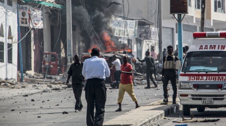 Several killed as car bomb explodes near Somali presidential palace