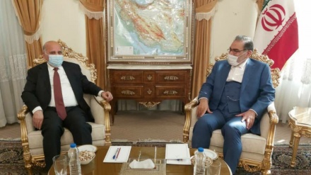 وزیر امور خارجه عراق با شمخانی دیدار کرد