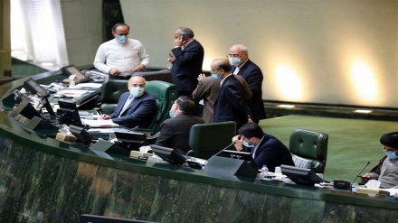Iran's Parliament receives new budget bill