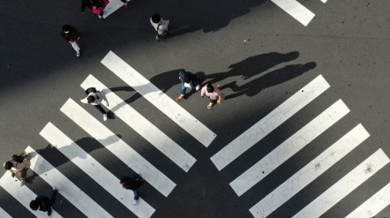 産経・FNN世論調査：内閣支持率横ばい、90％がワクチンに期待