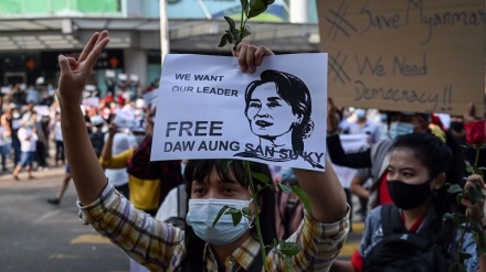 Anti-coup protests rock Myanmar for fifth consecutive day