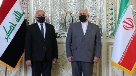 イランとイラクの外相らがテヘランで会談