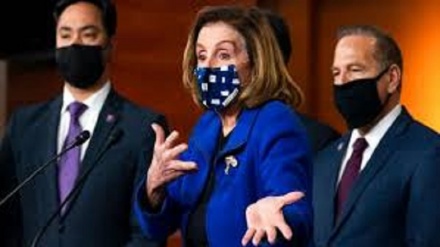 Usa, Pelosi: i repubblicani codardi hanno assolto Trump