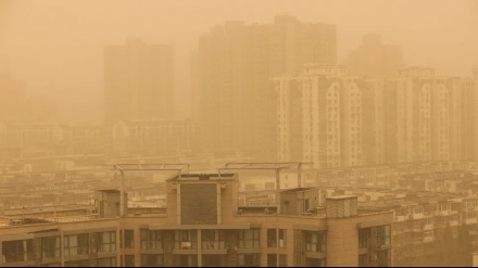 中国で発生した黄砂が、西日本にも飛来