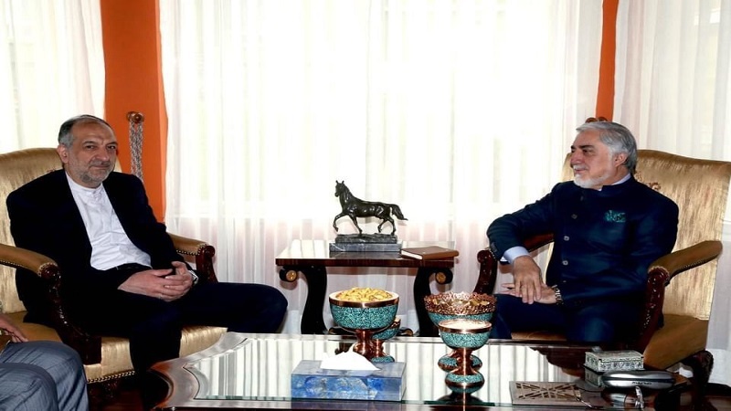 دیدار رئیس شورای عالی مصالحه ملی افغانستان با سفیر ایران در کابل