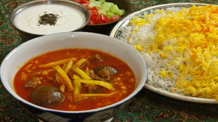Khoresh Gheymeh, Kari ala Iran