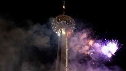 (FOTO) Tehran in festa per compleanno Imam Mahdi (aj)