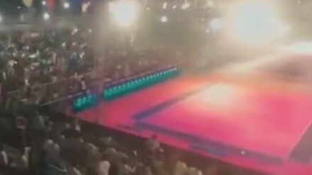 インドで、カバディの試合中に観客席崩壊　100人負傷