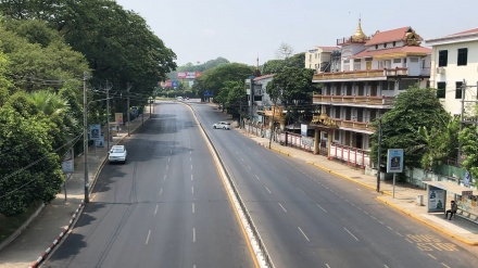 নীরব ধর্মঘটে মিয়ানমারের বিক্ষোভকারীরা 