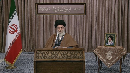 伊斯兰革命最高领袖在伊斯兰先知为圣日发表电视讲话开始