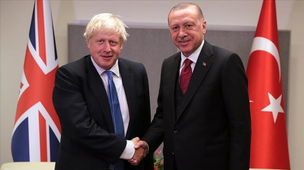 Erdoğan İngiltere Başbakanı Johnson ile görüştü