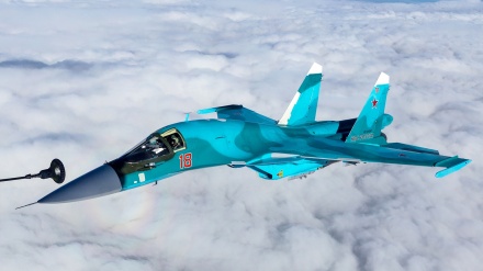 Des Su-34 russes frappent les positions turques à Idlib