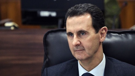 Assad confirme qu'il y a une bataille menée de l'étranger contre la livre syrienne