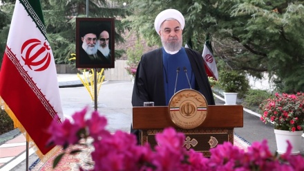روحانی در پیام نوروزی سال 1400: ایستادگی ملت ایران موجب شکست دشمنان شد