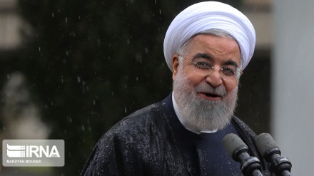 Rohani: L'année 1400 est l'année des brillantes victoires de la nation iranienne dans la guerre économique