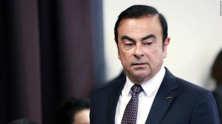 ゴーン元会長逃亡支援の米国人親子、日本へ身柄引き渡し