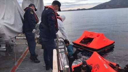 Türkiye, son bir ayda kara sularına geri itilen 468 sığınmacıyı kurtardı