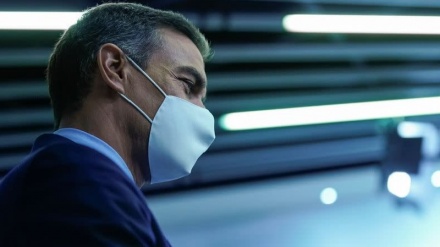 Spagna, sondaggio: bene partito socialista al potere