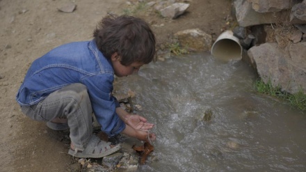 Jemeniten leiden unter einer Wasserkrise im Krieg