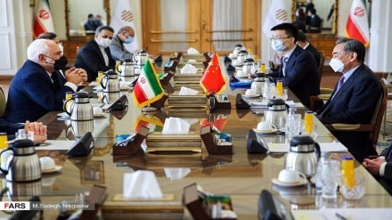 Menlu Cina Bertemu Zarif