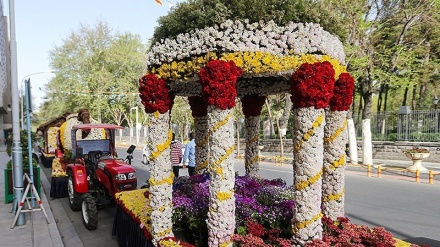 Pertunjukan Nowruz di Tehran (2)