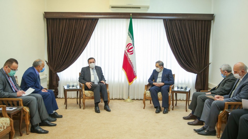 维拉亚提向叙利亚驻伊朗大使转达伊朗最高领袖对巴沙尔总统的问候