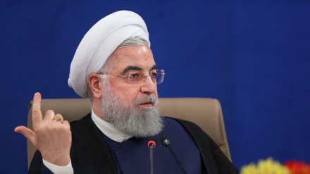 イラン大統領、「諸国民が近しくなるための恒久的な唯一の方法は、知識と文化への回帰」
