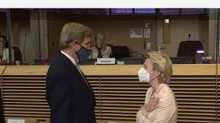 Clima, Kerry a Bruxelles: agire ora, è l’ultima opportunità