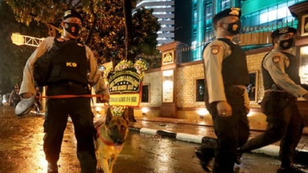 Indonesia: spari a sede polizia, uccisa simpatizzante Daesh