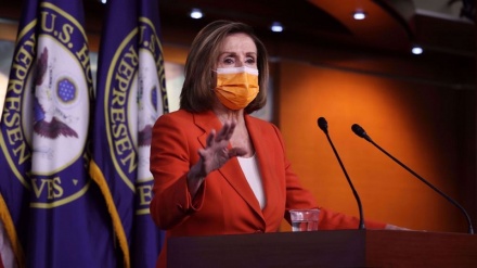 Pelosi rips Trump for escalating refugee crisis at US border under Biden