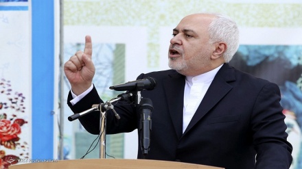 Зариф: ‌Запад монополизировал вакцину от коронавируса в 3 раза больше своей потребности