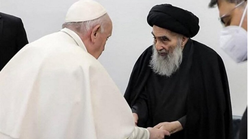 イラクのシーア派最高権威者であるスィースターニー師とローマ・カトリック教の最高指導者であるフランシスコ教皇
